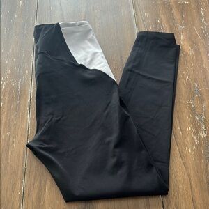 Victoria’s Secret leggings 8*